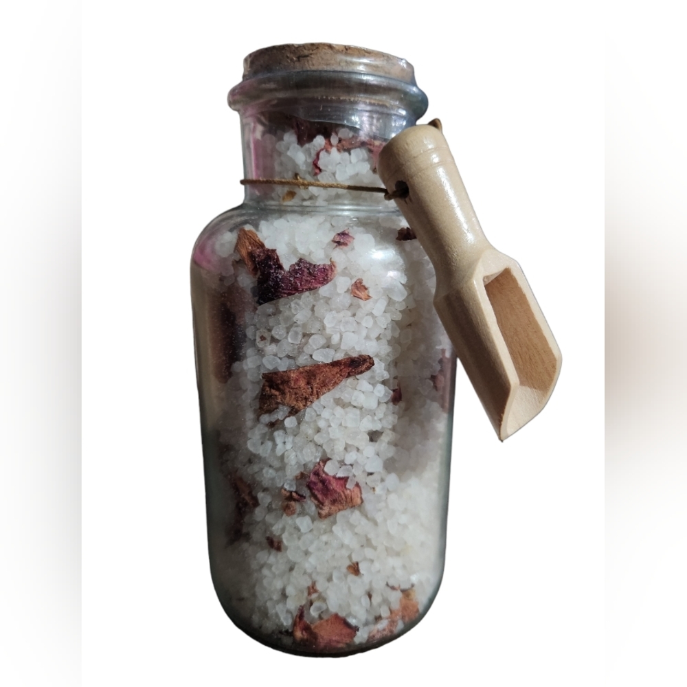 NWT Rae Dunn MOM Scented Bath Salts Jar - Picture 3 of 3